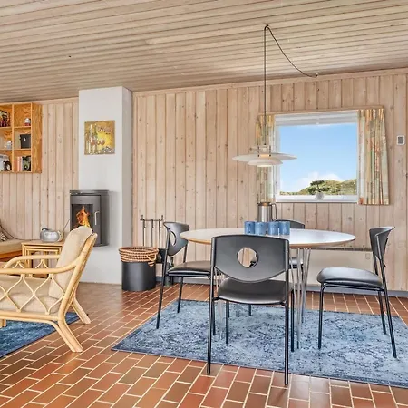 Vakantiehuis Aike - 1km From The Sea By Interhome *